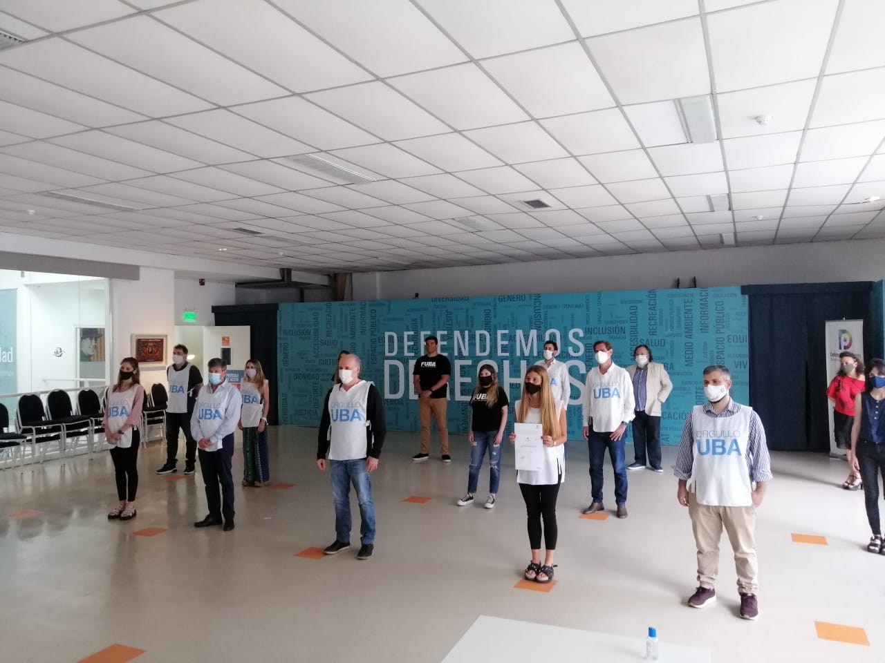 En este momento estás viendo Reconocemos a los voluntarios de la Universidad #OrgulloUBA